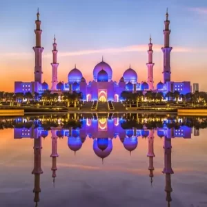 Arabian Kings Tours | Full-Day Abu Dhabi City Tour with Pick-up and Drop-off for Up to Four